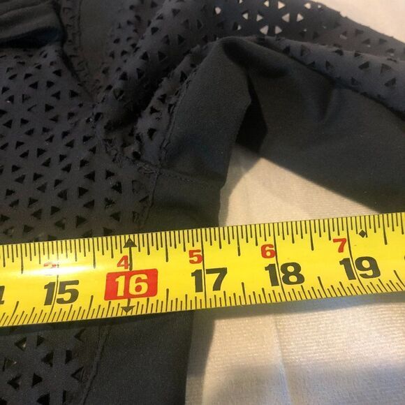 Under Armour Heat Gear Gray Full Zip Jacket Women's Size M. SB - Picture 8 of 8